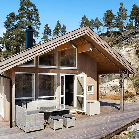 10 Person Holiday Home In Sondeled-By Traum *